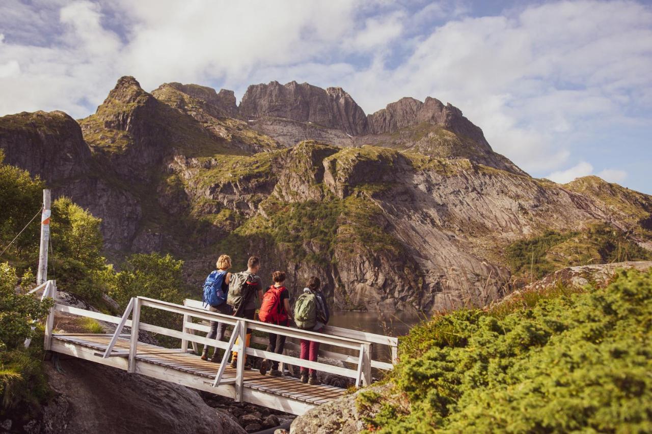 Lofoten Planet Basecamp Sørvågen Dış mekan fotoğraf