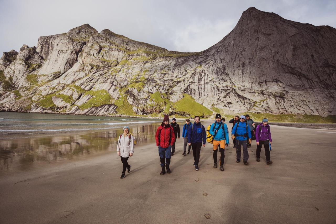 Lofoten Planet Basecamp Sørvågen Dış mekan fotoğraf